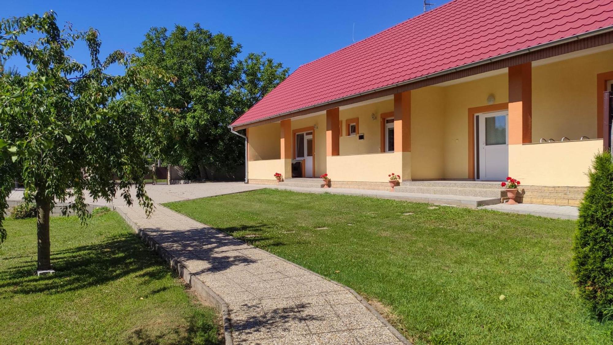 Ubytovanie Liska Radava Luaran gambar