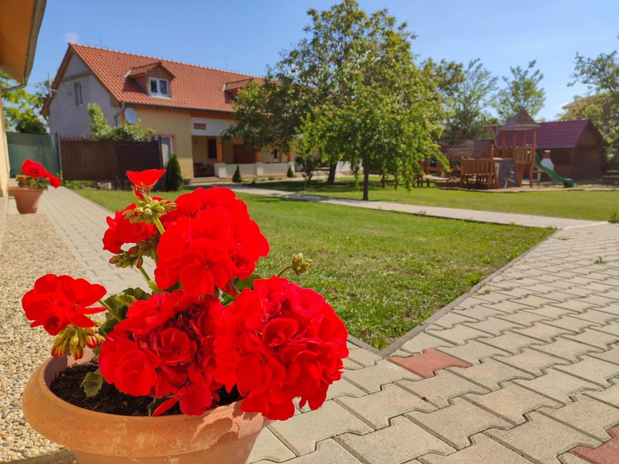 Ubytovanie Liska Radava Luaran gambar